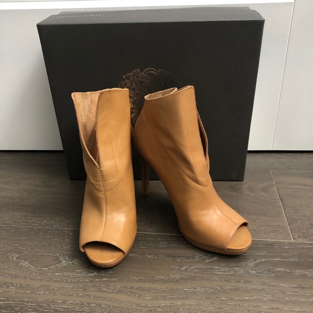 Vince Camuto heels